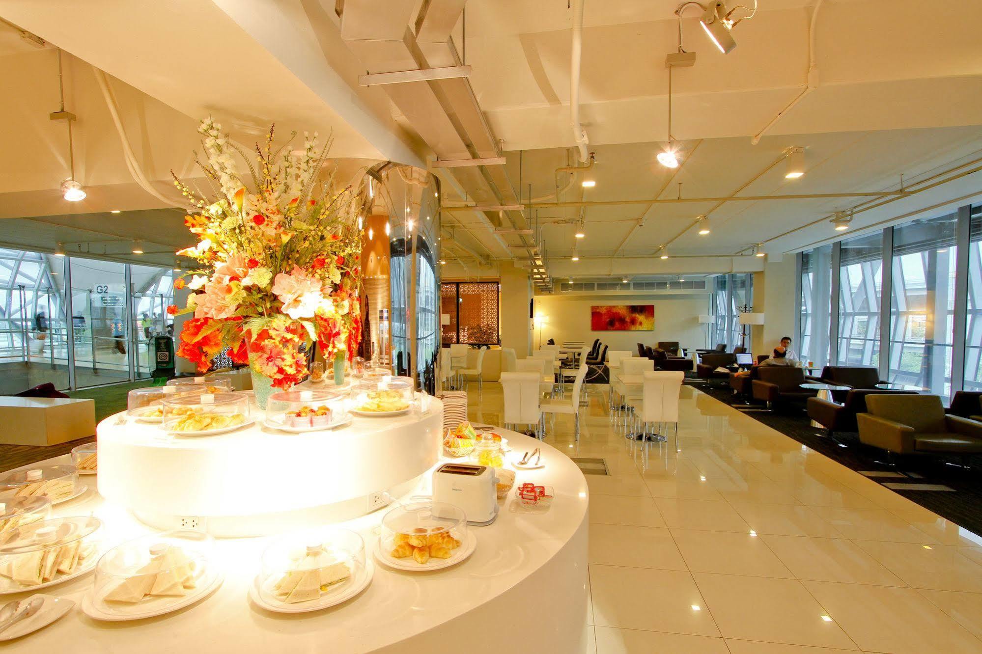 Miracle Transit Hotel Bang Phli Екстер'єр фото
