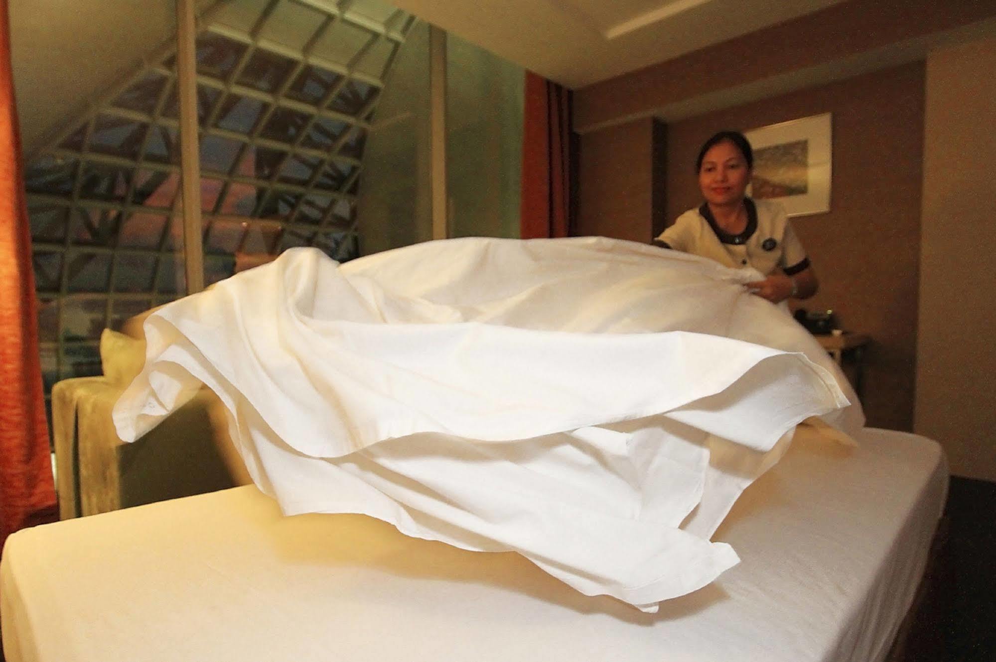 Miracle Transit Hotel Bang Phli Екстер'єр фото