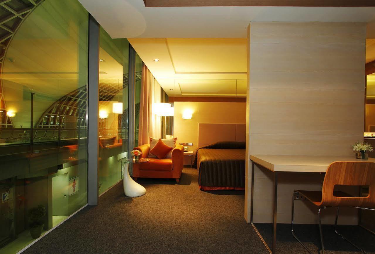 Miracle Transit Hotel Bang Phli Екстер'єр фото