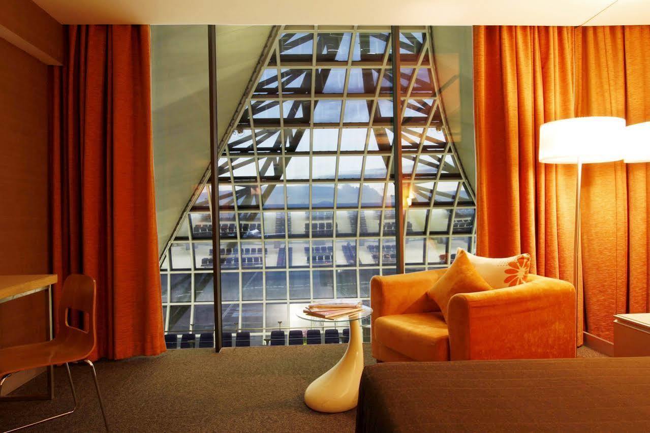 Miracle Transit Hotel Bang Phli Екстер'єр фото